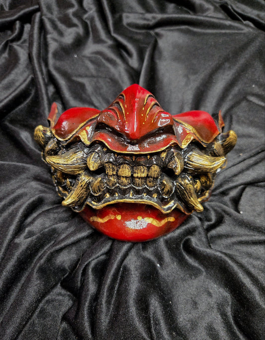 Máscara japonesa tradicional